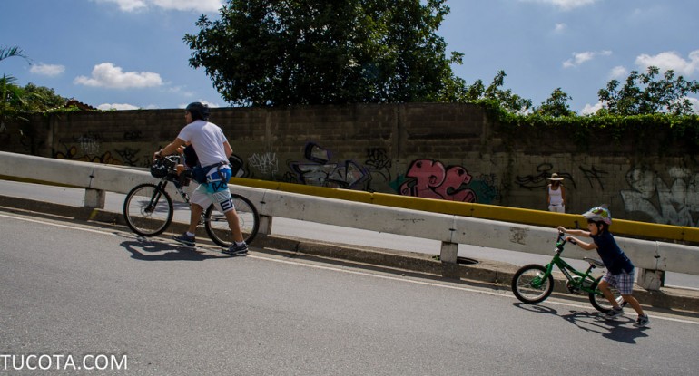 Ciclismo en familia Distribuidor Altamira