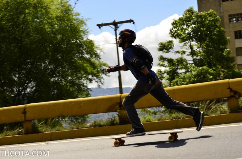 Skateboarding en la cota mil