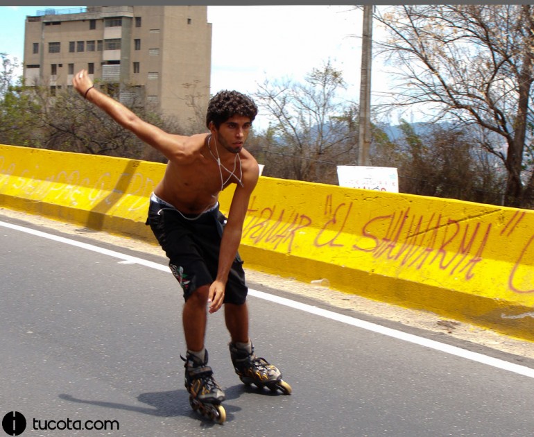 ROLLER: MARCOS GOMES